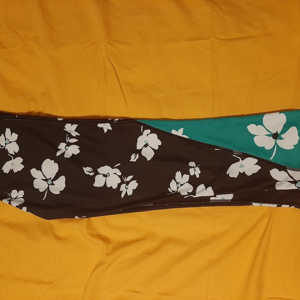 Capri length workout pants